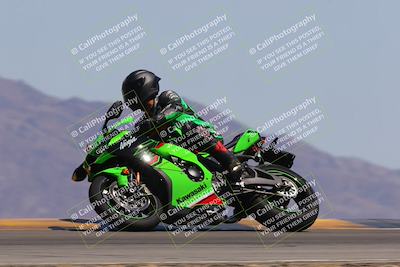 media/Apr-09-2023-SoCal Trackdays (Sun) [[333f347954]]/Turn 9 Side (140pm)/